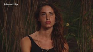 L'isola dei famosi, Beatrice Marchetti e Fariba Tehrani al televoto 12 L'isola dei famosi, Beatrice Marchetti e Fariba Tehrani al televoto