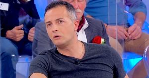 Uomini e Donne panico nello studio di Canale 5